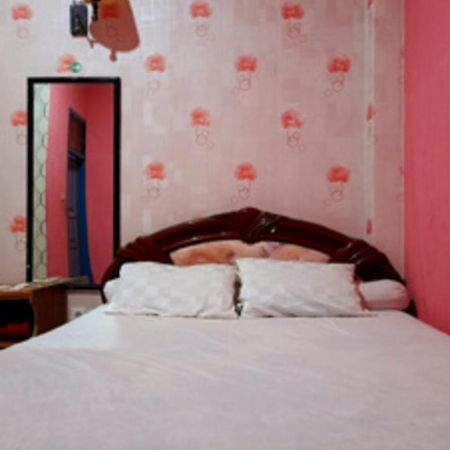 Hotel Rosichan Bau Bau Mitra Reddoorz Baubau Exterior photo